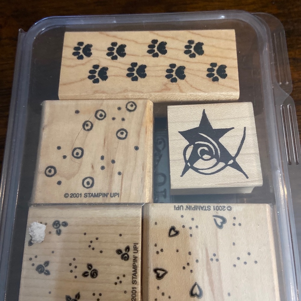 2001 Stampin' Up! BEYOND THE BASICS Tiny Heart Flower...Set of 3 Rubber Stamps.